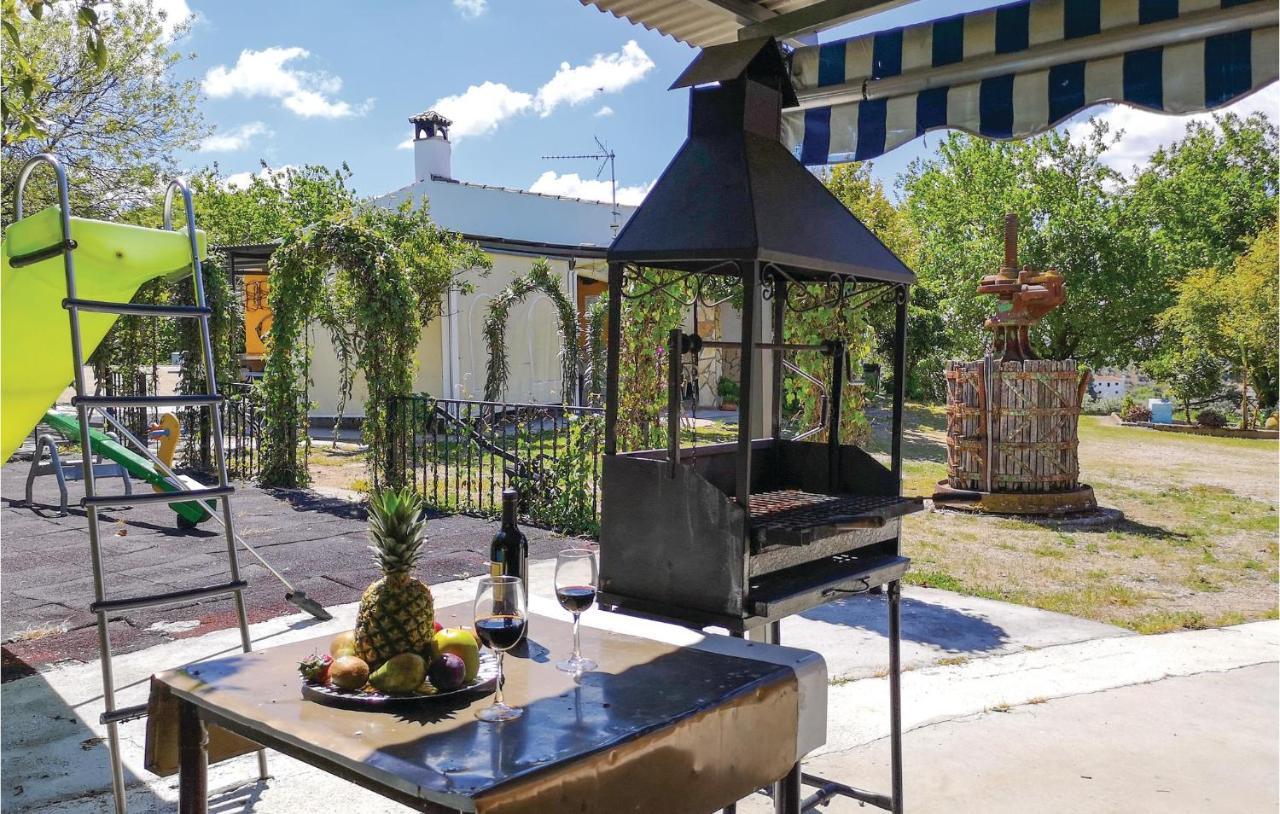 Pet Friendly Home In Olvera With Kitchen Esterno foto